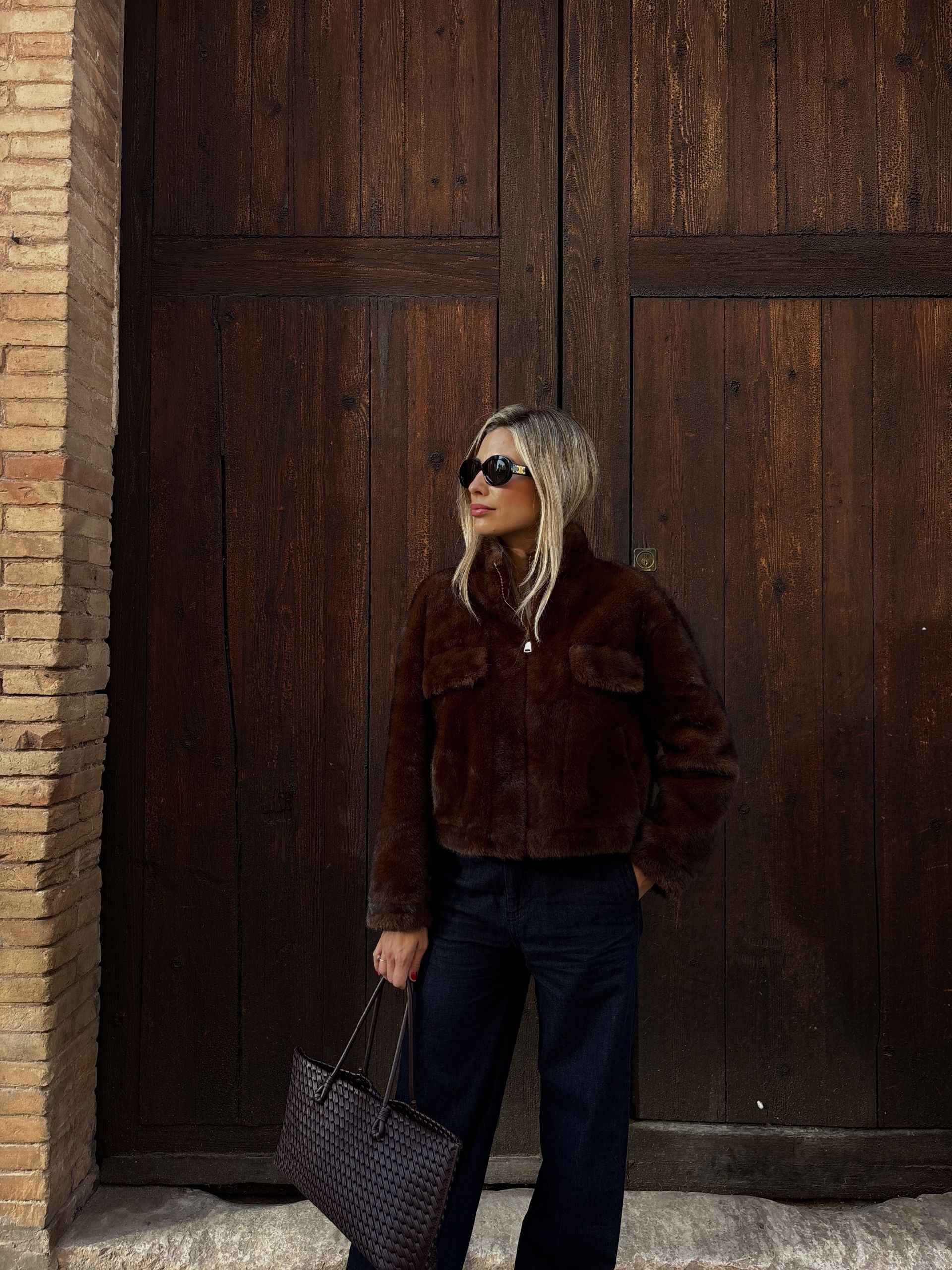 Edited in Tezza with: Cocoa & Exposición